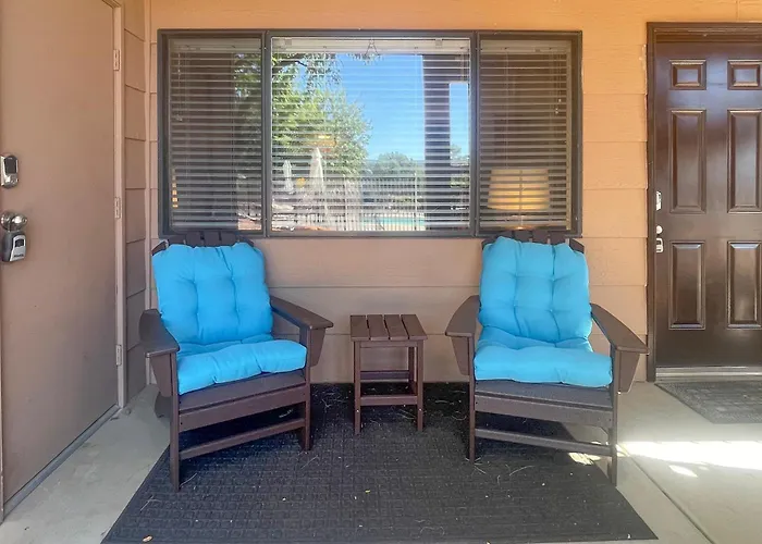 'the Painted Pony' Condo: Pool & Gym Access Ferienhaus *